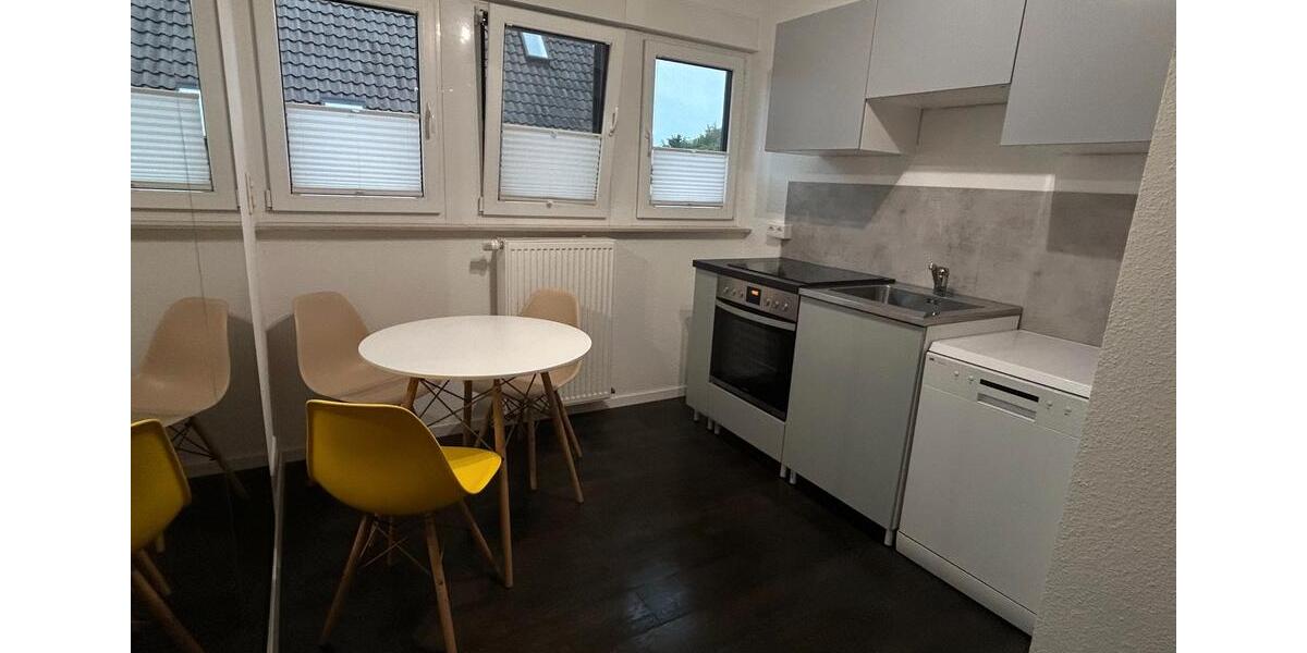 Etagenwohnung Halle - 2 Zimmer, 60 m&sup2;, 600&euro; | Angebot:26313516