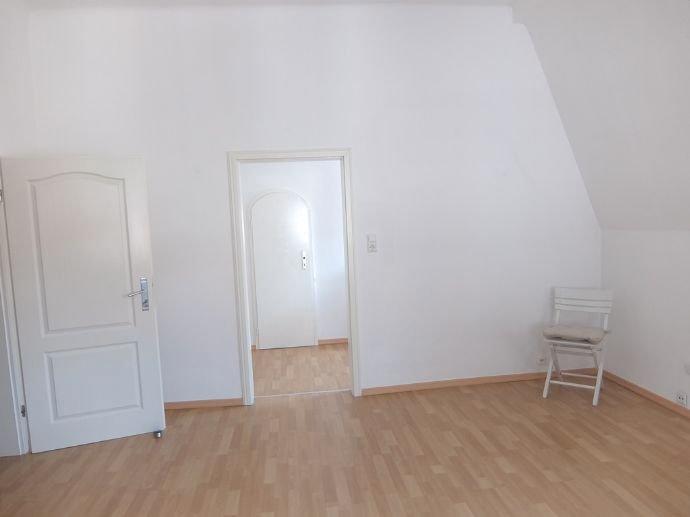 Dachgeschoßwohnung Bad Kissingen - 4 Zimmer, 121 m&sup2;, 229.000&euro; | Angebot:27281884