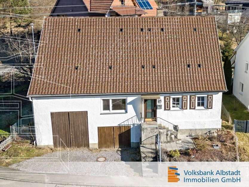 Haus zum Kaufen in Hausen 96.000 € 56.57 m²