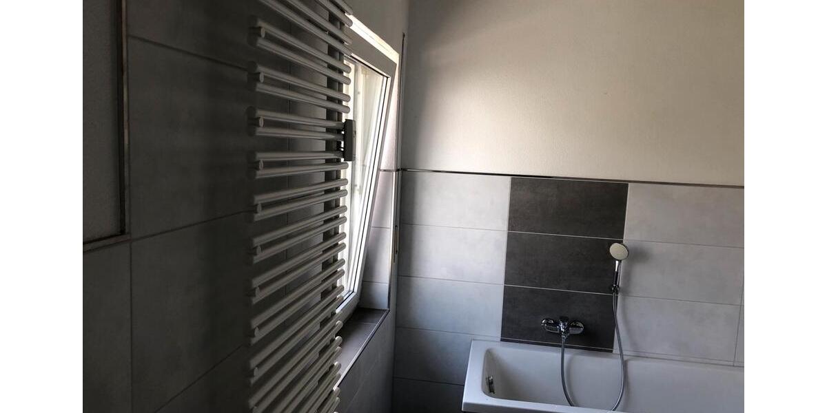Etagenwohnung Helmbrechts - 3 Zimmer, 80 m&sup2;, 560&euro; | Angebot:26214634