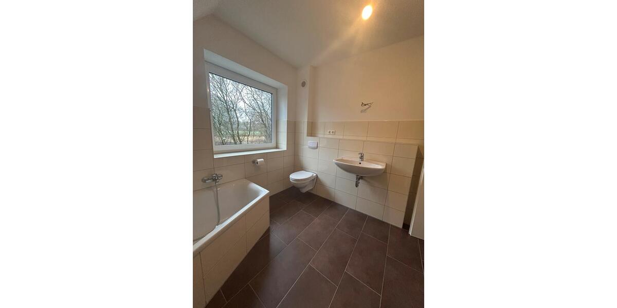 Doppelhaushälfte Hohenlockstedt - 5 Zimmer, 103 m&sup2;, 1.700&euro; | Angebot:25986979