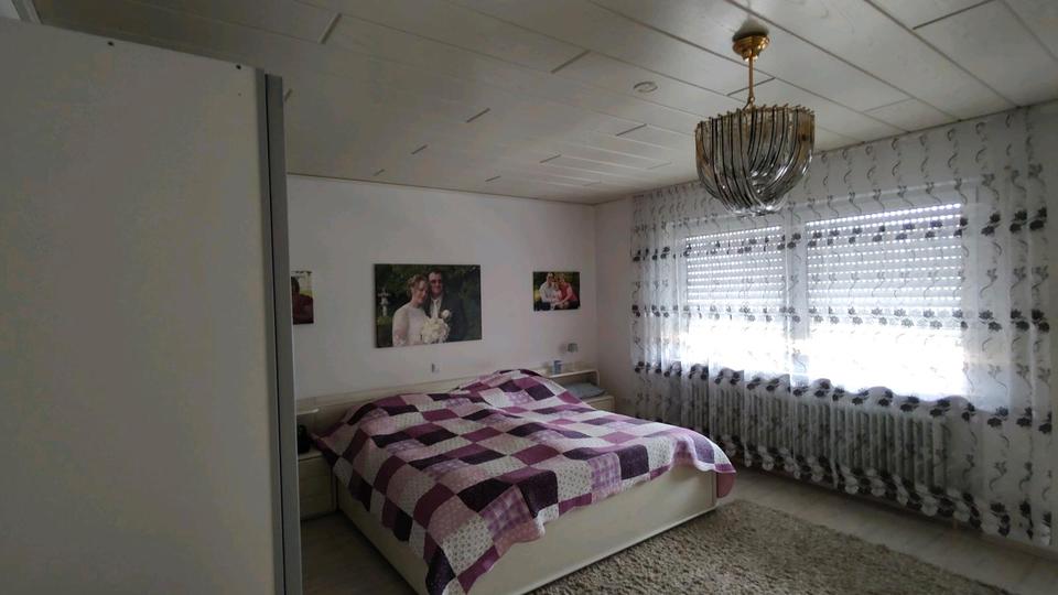 Reihenhaus Ingolstadt Nordost - 7 Zimmer, 210 m&sup2;, 695.000&euro; | Angebot:25392269