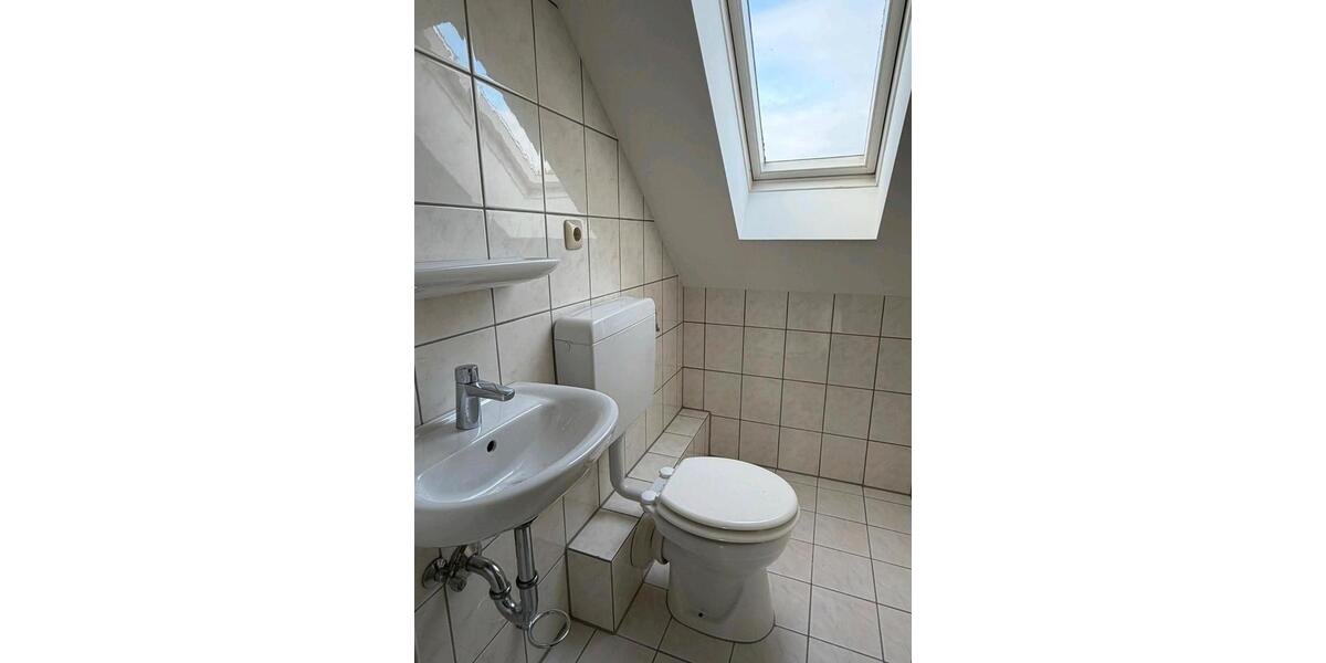 Dachgeschoßwohnung Langerwehe - 3 Zimmer, 85 m&sup2;, 720&euro; | Angebot:24842465