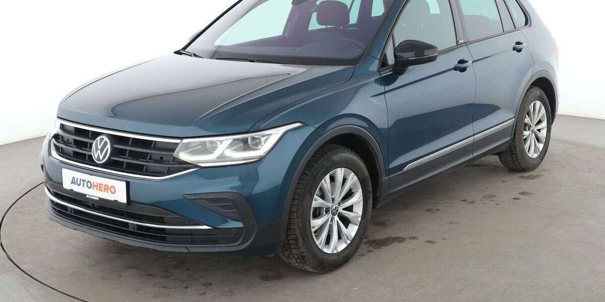 VW Tiguan 53.355 km 23.930 &euro; Neufahrn 85375
