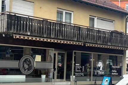 Haus Mössingen - 11 Zimmer, 306 m&sup2;, 899.000&euro; | Angebot:25869576