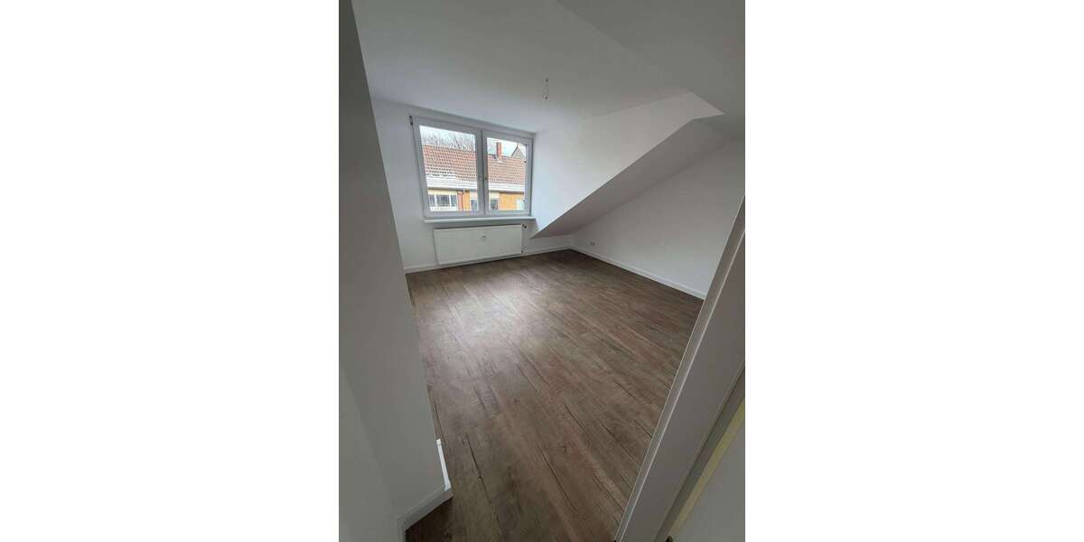 Etagenwohnung Oberhausen Alsfeld - 3.5 Zimmer, 92 m&sup2;, 1.200&euro; | Angebot:26906719