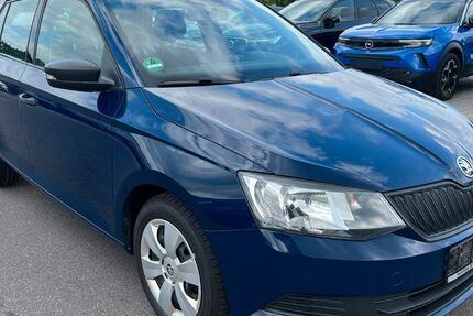 Skoda Fabia 336.201 km 3.990 &euro; Wildau 15745