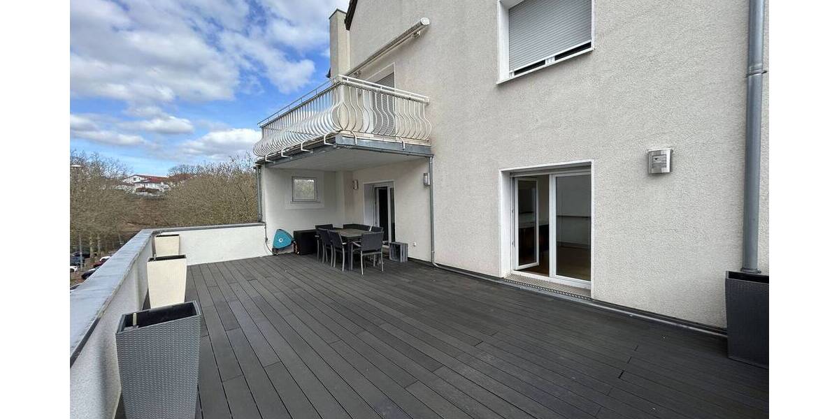 Etagenwohnung Saarbrücken St Johann - 2 Zimmer, 113 m&sup2;, 369.000&euro; | Angebot:26514732