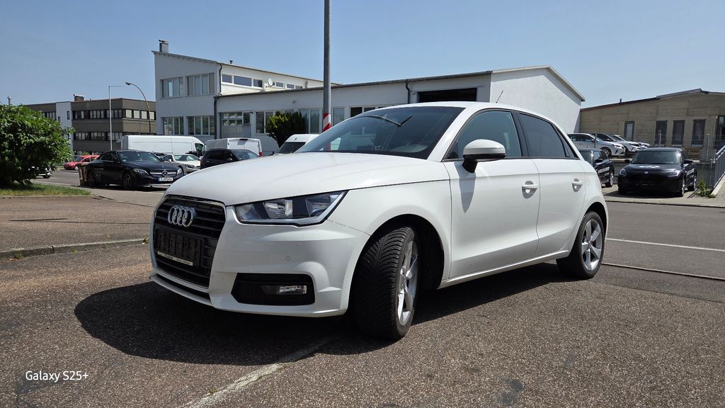 Audi A1 33.310 km 12.900 &euro; Fellbach 70736