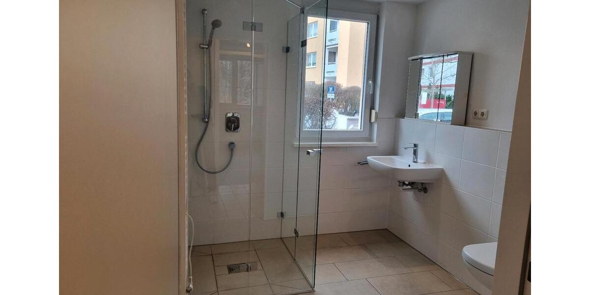 Erdgeschoßwohnung München Thalkirchen-Obersendling-Forstenried-Fürstenried-S - 3 Zimmer, 88 m&sup2;, 1.685&euro; | Angebot:25022755