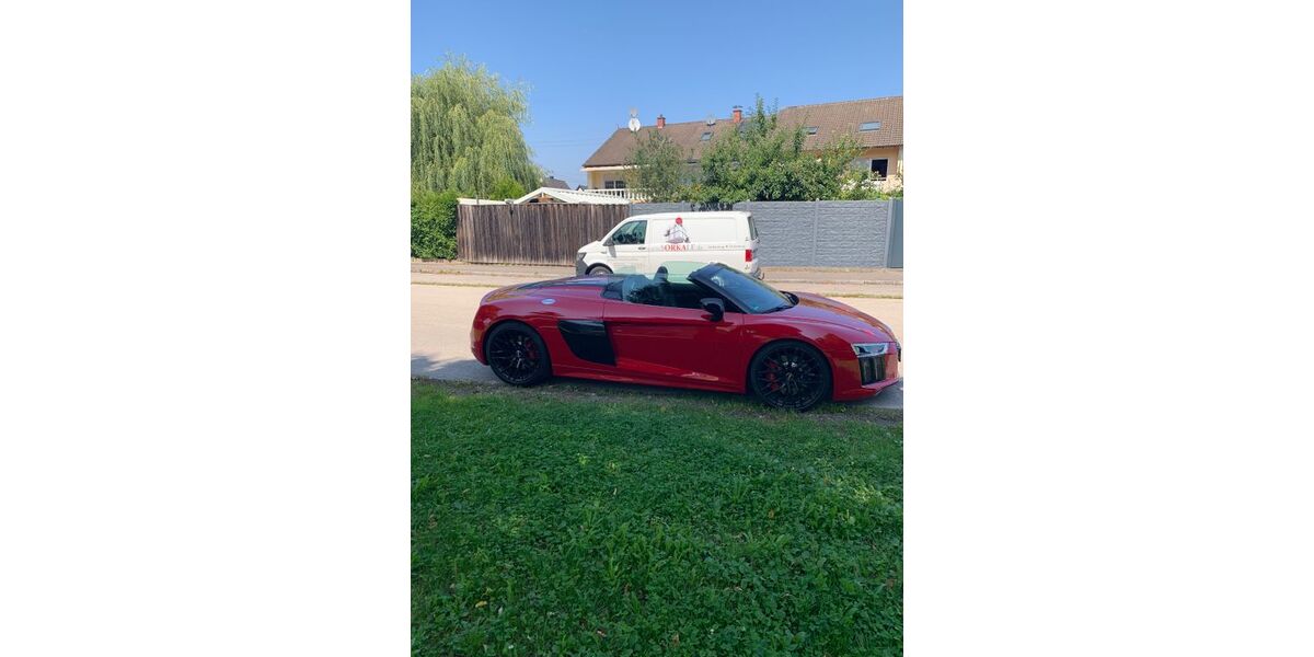 Audi R8 28.500 km 127.900 &euro; München 81669