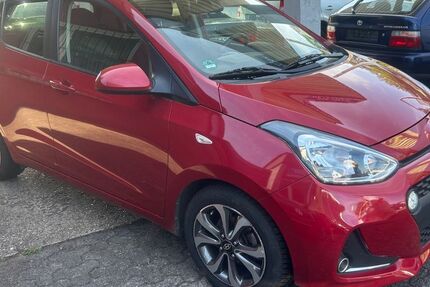 Hyundai i10 67.580 km 7.900 &euro; Hanau 63452