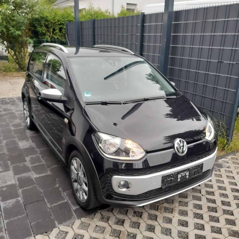 VW up! 64.800 km 7.900 € Birkenwerder bei Berlin 16547