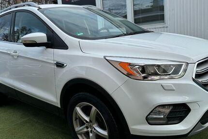 Ford Kuga 96.000 km 12.990 &euro; Falkensee bei Berlin 14612