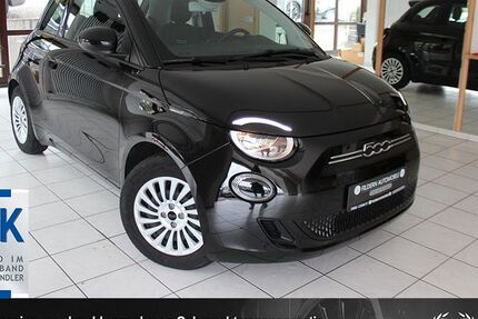 Fiat 500e 13.288 km 11.499 € Nürtingen-Neckarhausen 72622