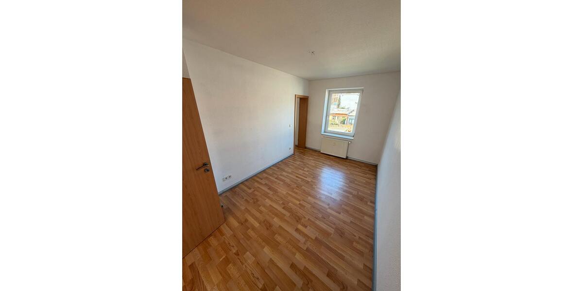 Etagenwohnung Aschersleben - 3 Zimmer, 82 m&sup2;, 820&euro; | Angebot:26251779