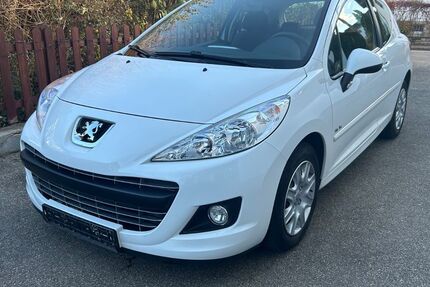 Peugeot 207 75.000 km 4.300 &euro; Schorndorf 73614