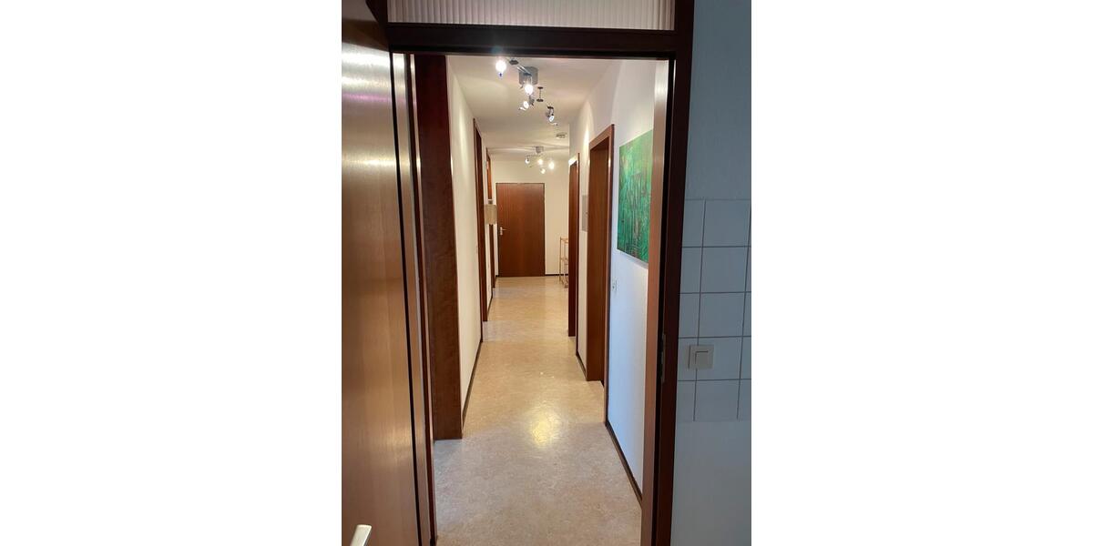 Etagenwohnung Rottenburg am Neckar - 4.5 Zimmer, 107 m&sup2;, 315.000&euro; | Angebot:26221121
