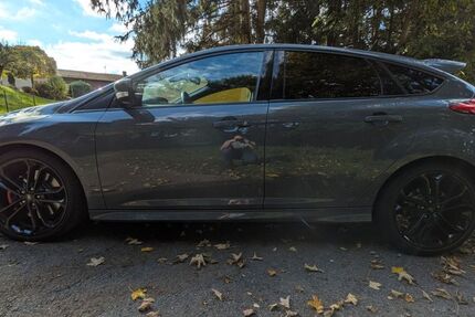 Ford Focus 167.976 km 12.100 € Tholey 66636