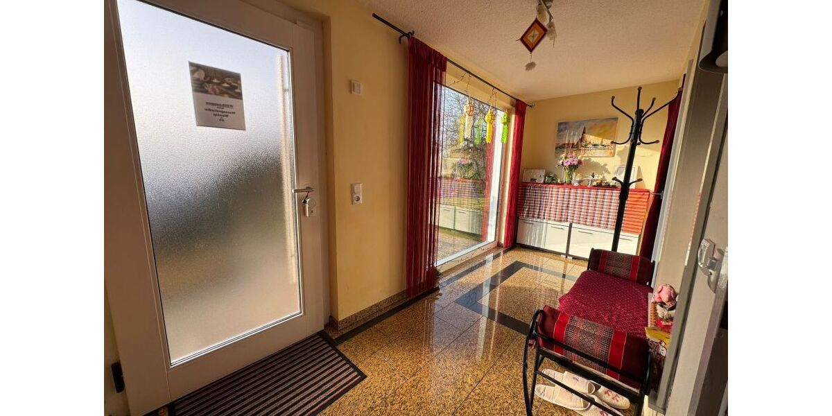 Provisionsfrei* 1-2-Familienhaus in Bestlage - 1.404 m² Grundstück mit weiterem Baurecht - Einfamilienhaus Rödental | Angebot:27005881