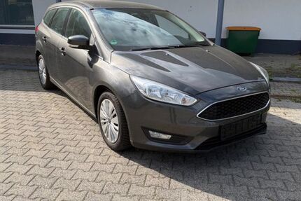 Ford Focus 148.898 km 6.400 &euro; Dresden 01109