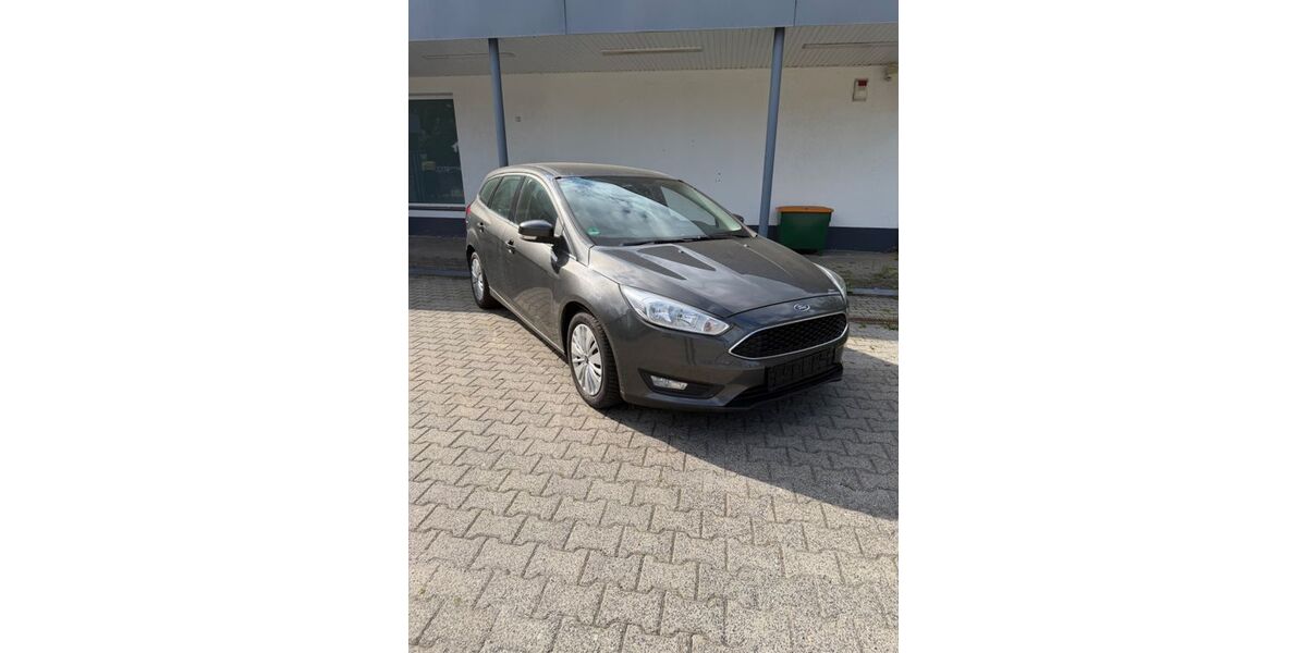 Ford Focus 148.898 km 6.400 &euro; Dresden 01109