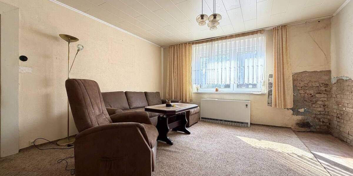 Doppelhaushälfte Sandersdorf-Brehna Petersroda - 5 Zimmer, 101 m&sup2;, 50.000&euro; | Angebot:25797992