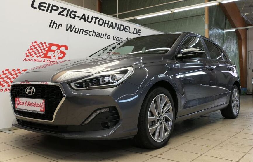 i30