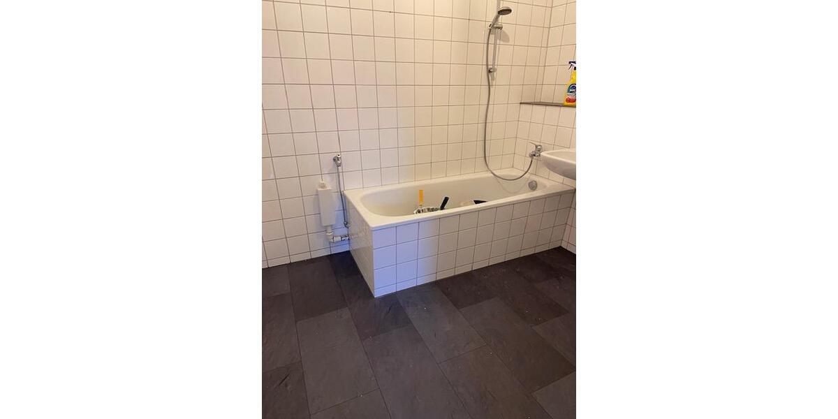 Mehrfamilienhaus, Wohnhaus Reinsdorf - 21 Zimmer, 501 m&sup2;, 365.000&euro; | Angebot:11540420