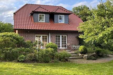 Haus Garlstorf - 4 Zimmer, 137 m&sup2;, 1.250&euro; | Angebot:25560571