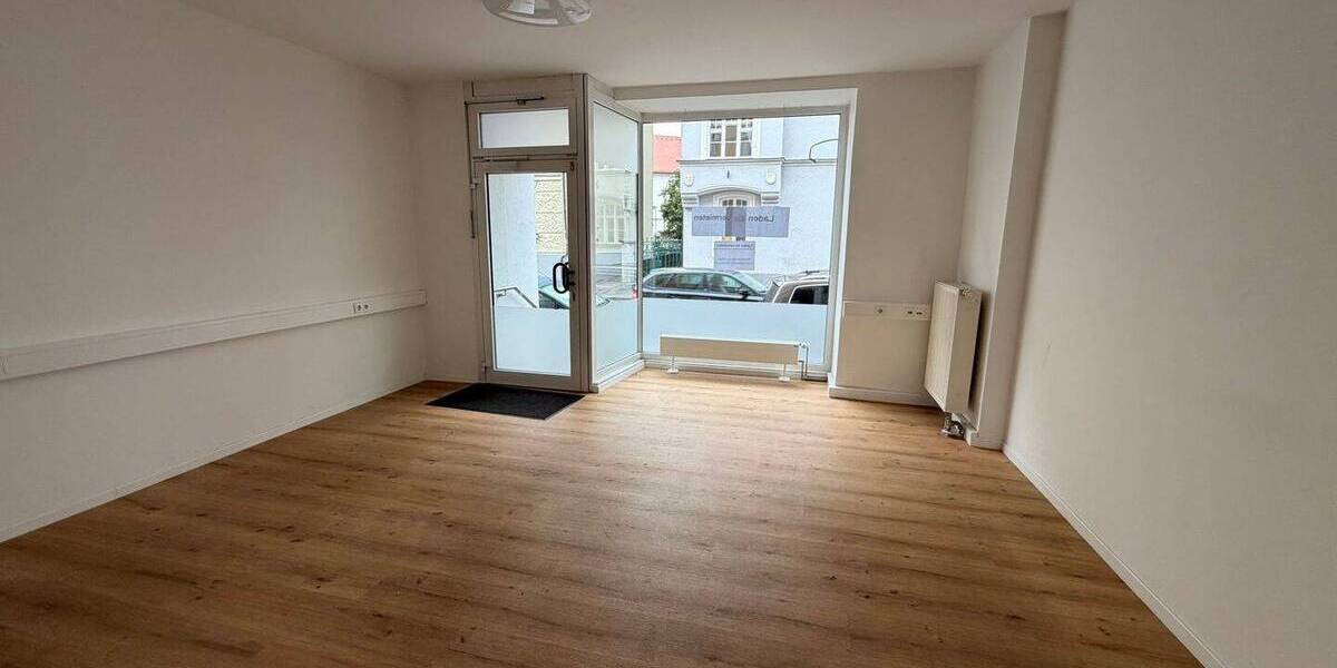 Gewerbeobjekt Landshut Nikola - 2 Zimmer, 880&euro; | Angebot:26879075