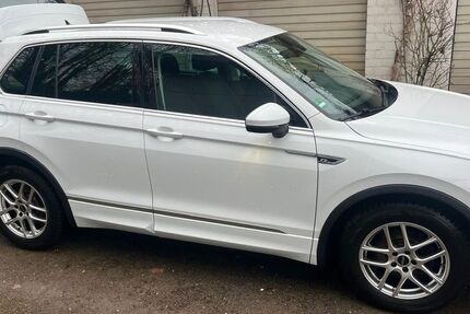 VW Tiguan 146.250 km 16.299 &euro; Mönchengladbach 41236
