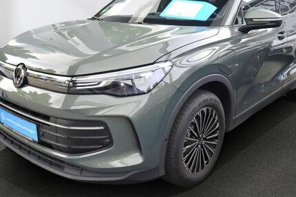 VW Tiguan 7.350 km 43.490 &euro; Lübeck 23560