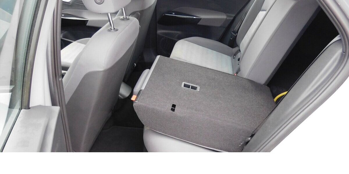 VW ID.3 Pure Performance Elektrik 1-Gang Navi 30.900 km 17.990 &euro; Vordorf 38533