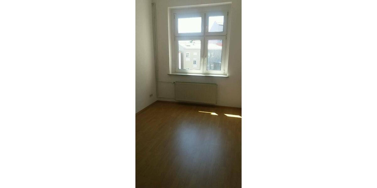 Etagenwohnung Bautzen - 3 Zimmer, 76 m&sup2;, 440&euro; | Angebot:26440173