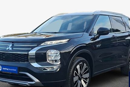 Mitsubishi Plug-in Hybrid Outlander 2.500 km 50.930 &euro; Dresden 01159