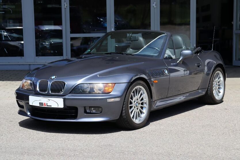 BMW Z3 114.000 km 17.390 € Pentling bei Regensburg 93080