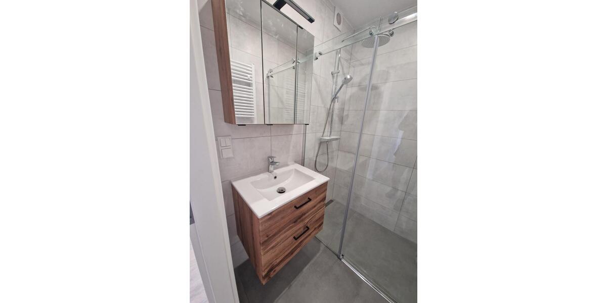 Erdgeschoßwohnung Isernhagen - 3 Zimmer, 75 m&sup2;, 950&euro; | Angebot:25409436