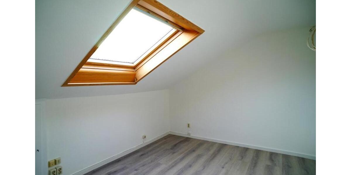 Etagenwohnung Pforzheim Büchenbronn - 4 Zimmer, 102 m&sup2;, 1.380&euro; | Angebot:24816565