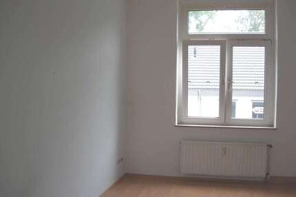 Wohnung zum Mieten in Dortmund 275 € 33.5 m²