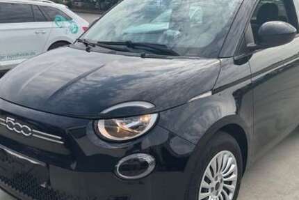 Fiat 500e 8.925 km 15.650 &euro; Buchholz 21244