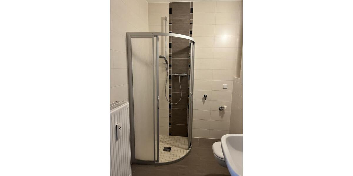 Erdgeschoßwohnung Zwickau Neuplanitz - 2 Zimmer, 50 m&sup2;, 315&euro; | Angebot:25569435