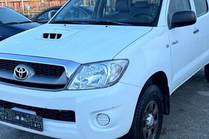 Toyota Hilux 133.650 km 12.899 &euro; Obertraubling 93083