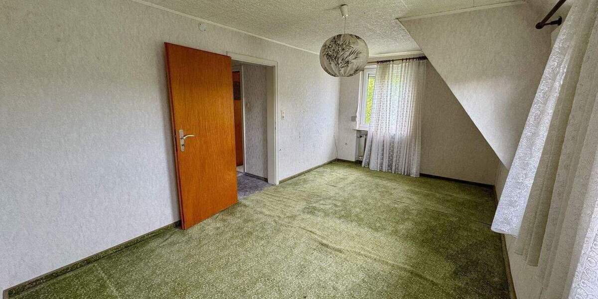 Mehrfamilienhaus, Wohnhaus Söhrewald Wattenbach - 6 Zimmer, 110 m&sup2;, 185.000&euro; | Angebot:25670896