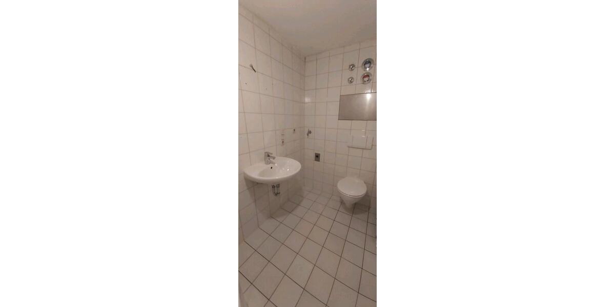 Etagenwohnung Bad Neustadt an der Saale - 2 Zimmer, 52 m&sup2;, 385&euro; | Angebot:26408108