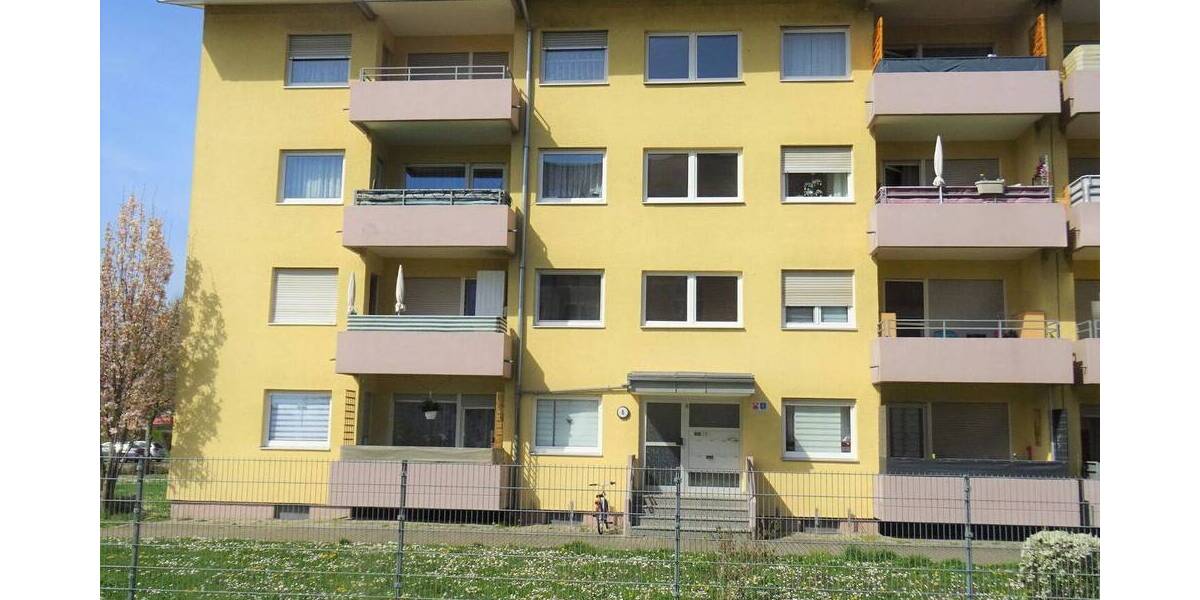 Etagenwohnung Philippsburg - 4 Zimmer, 89 m&sup2;, 823&euro; | Angebot:26882154