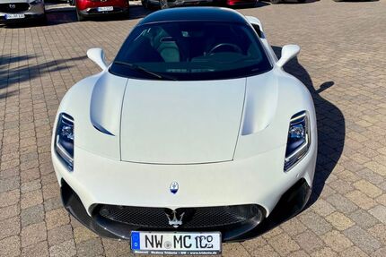 Maserati MC20 6.870 km 247.520 € Neustadt 67433