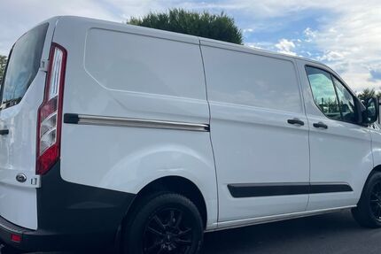 Ford Transit Custom 54.000 km 14.980 &euro; Neuwied 56566
