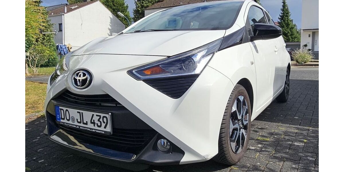 Toyota Aygo (X) 85.000 km 9.299 &euro; Bergkamen 59192