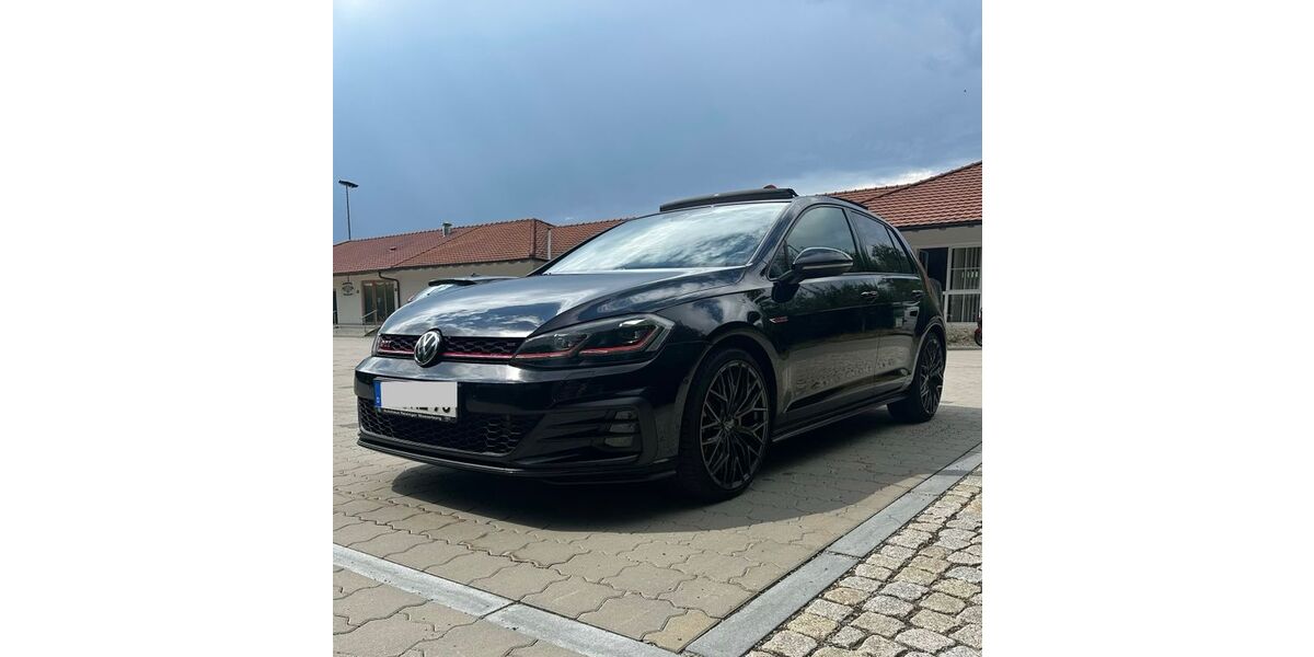 VW Golf 92.000 km 22.700 &euro; Kirchanschöring 83410